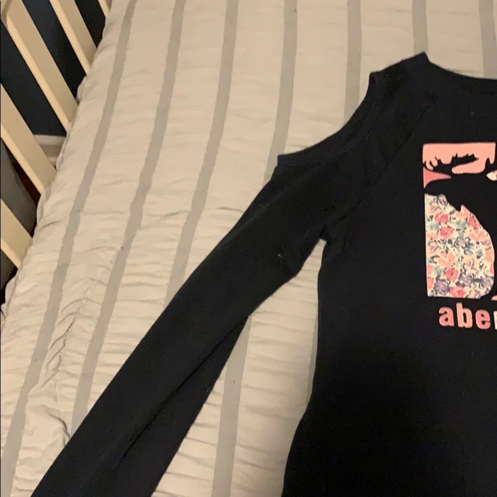 Sweatshirt - Picture 3 of 5